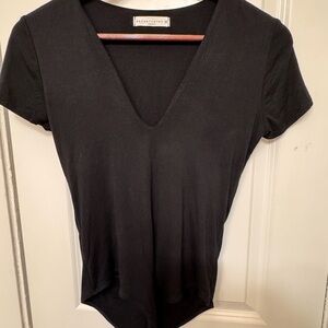 Deep V-Neck Short Sleeve Bodysuit in Black